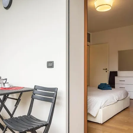 Appartamento Ormeggio Lago Maggiore Apartmán *
