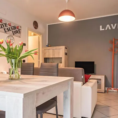 Apartmán Appartamento Ormeggio Lago Maggiore Laveno-Mombello